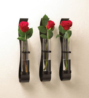 Thumbnail: BILLOW WALL VASE TRIO