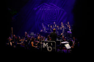 #richardbona
#metropeleorkest #muziekgebouweindhoven
#eindhoven #muziekgebouw
#ritakuenenfotografie #vincemendoza,#dirigent #Grammywinnaar #bassist #zanger #Engingilaye #Kameroun #percussie #Kilimanjaro #grammyawardswinner Gracias🤞🏽Utrecht🫶🏽
@metropoleorkest @vincemendozacomposer
#foderabass #fodera #foderaguitars #bassmods #bassguitarporn #bassist #bassvideos #bassnatural #bassgram #basstheworld #bassgrove #bassgrooves #bassgroove #bassplayer #bassporn #basssolo #bassjazz #baixista #baixistasincero #baixistas #baixistavip #baixistasprofissionais #bassplay #richardbona #richardbonaofficial #groovehacker #bassfeatured #talkbass #inspirebass #groovehacker #5string