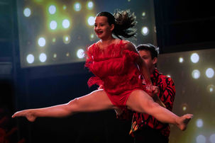 #danshuis #Danshuisvenray #danshuisvenraywel #schouwburgvenray #well #limburg #rockmyworld #dancephoto #ballet #balletphoto #myrnavanrens #mannenkoorvmt #karingroenen #urban #urbandance #nieuwehelden077 #breakdance #grenswerk #poppodiumgrenswerk #dancebattle #worldbreakingclassic #photographer #canonphotography #music