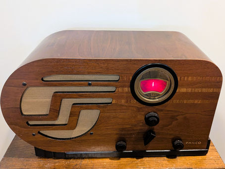 The Value of Restored Vintage Radios