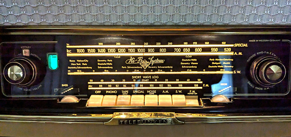 サムネイル： 1955 - 56 Telefunken opus 6 Licensed by Armstrong