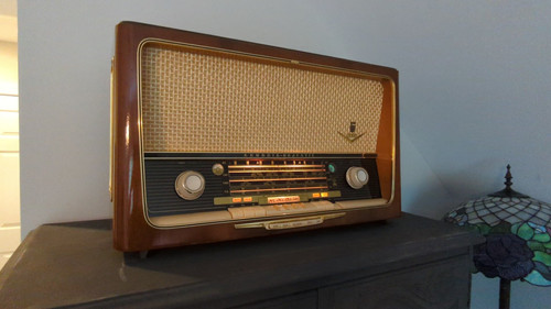 1957 Grundig-Majestic Model 5088 German Tube Radio - Export Model