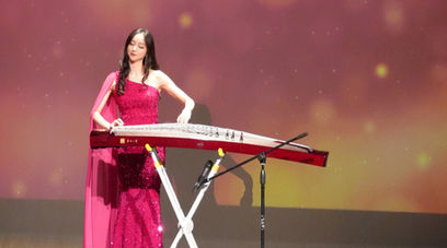 Annie Zhou Performing Guzheng at the 20th Chinese-American New Year Festival Gala