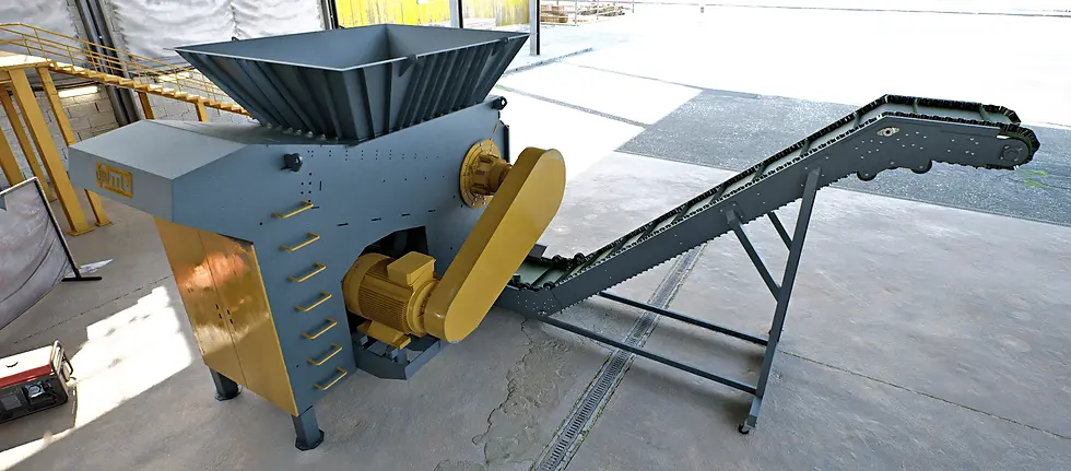 single-shaft-shredder-machine (7).webp