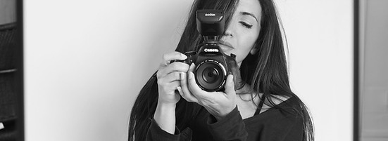 autoportrait-angelique-mangion-photographe-la-ciotat-bleu-noir.jpg