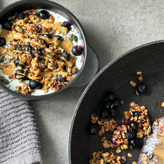 Blueberry Crumble Breakfast Bowl