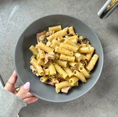 Creamy Chicken & Bacon Pasta