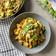 Thai Green Chicken Curry Loaded Potatoes