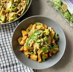 Thai Green Chicken Curry Loaded Potatoes
