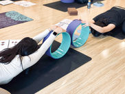 香港瑜伽導師培訓學校 | 專業瑜伽培訓 | RYT-200 | 美國瑜伽聯盟 & 加拿大瑜伽聯盟認可 | 瑜伽輪導師 | 空中瑜伽導師 | 持續進修認可