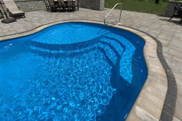 Fiberglass-pool-Billabong-cove-california.jpg