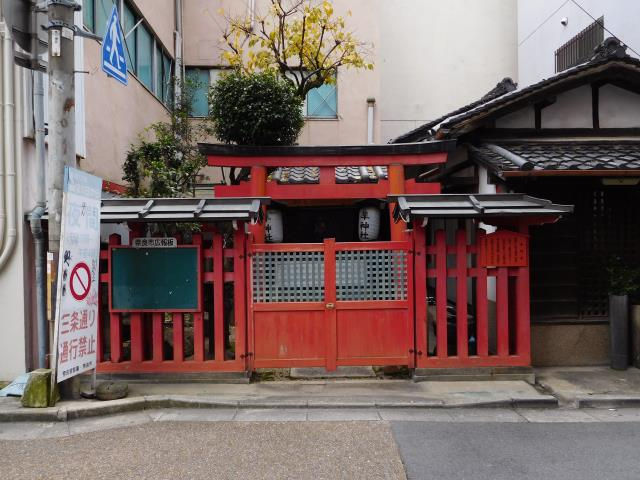 奈良公園傍