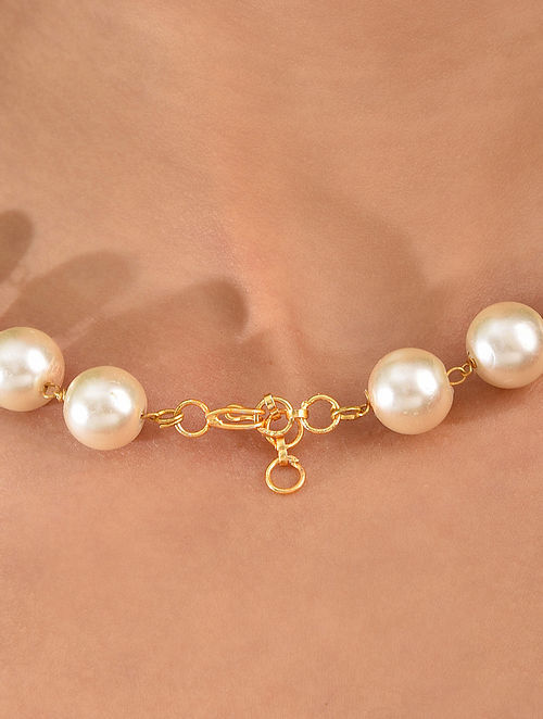 Thumbnail: Single Line Pearl Necklace (12mm)