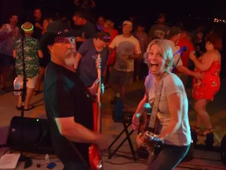Live Bands vs. DJs: Finding the Perfect Fit for Your Event (Why Acoustic Soul Shines!)