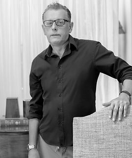 HM-Team-Portraits-Aug24-4 copy.jpg