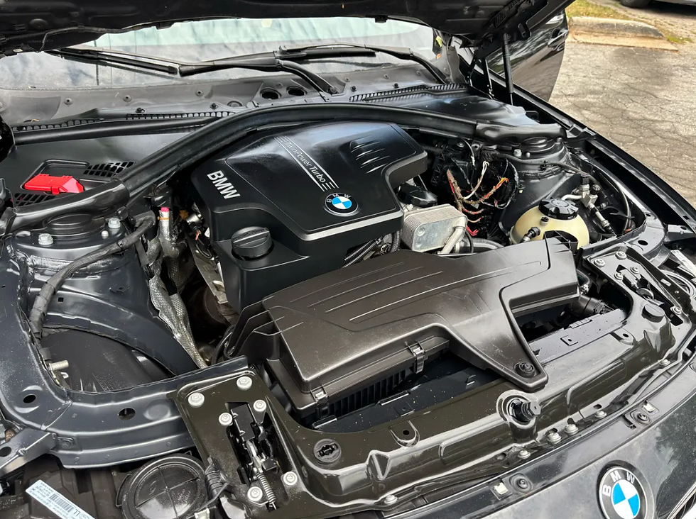 Thumbnail: 2014 BMW 3-Series 320i Sedan