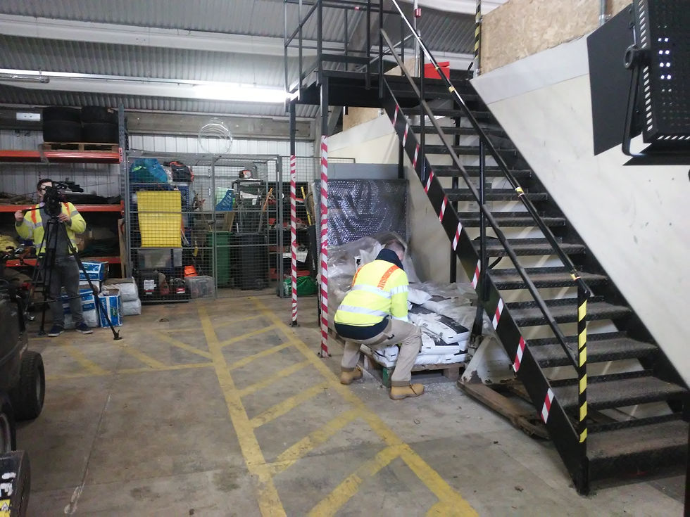 Full Squat Lift of Bagged Load from Pallet
