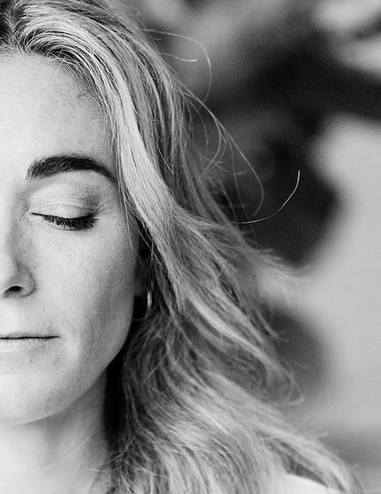Mariska-staal-fotografie-brandingshoot-ademcoach-linseyberkhout-schipluiden-6.jpg