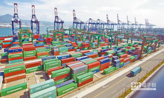 社論-政府治理與企業競爭力同時衰退