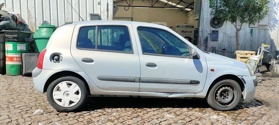 Thumbnail: Renault Clio1.2 16V GASOLINA