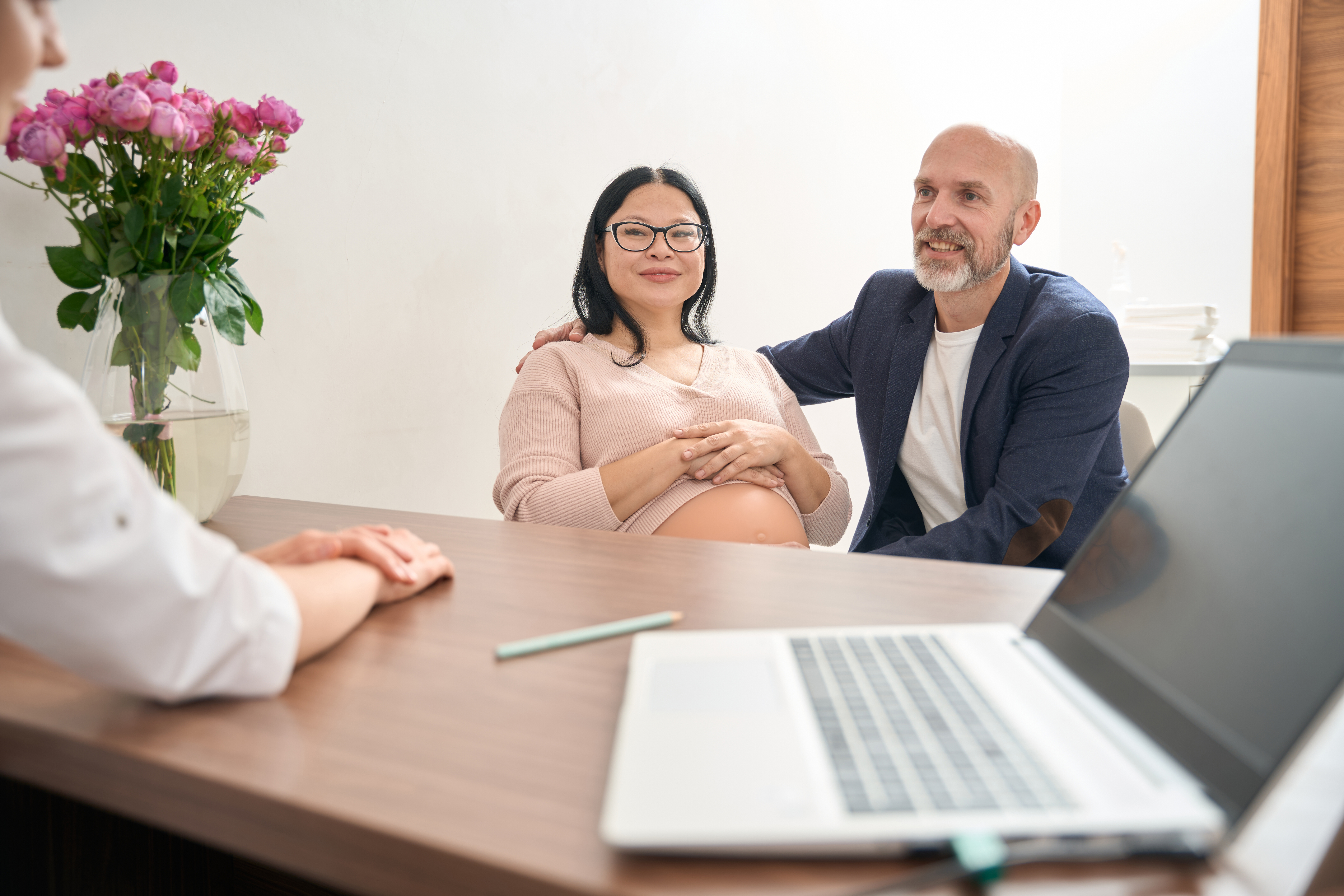 Chiropractic Care During Pregnancy: Supporting Mom and Baby Naturally