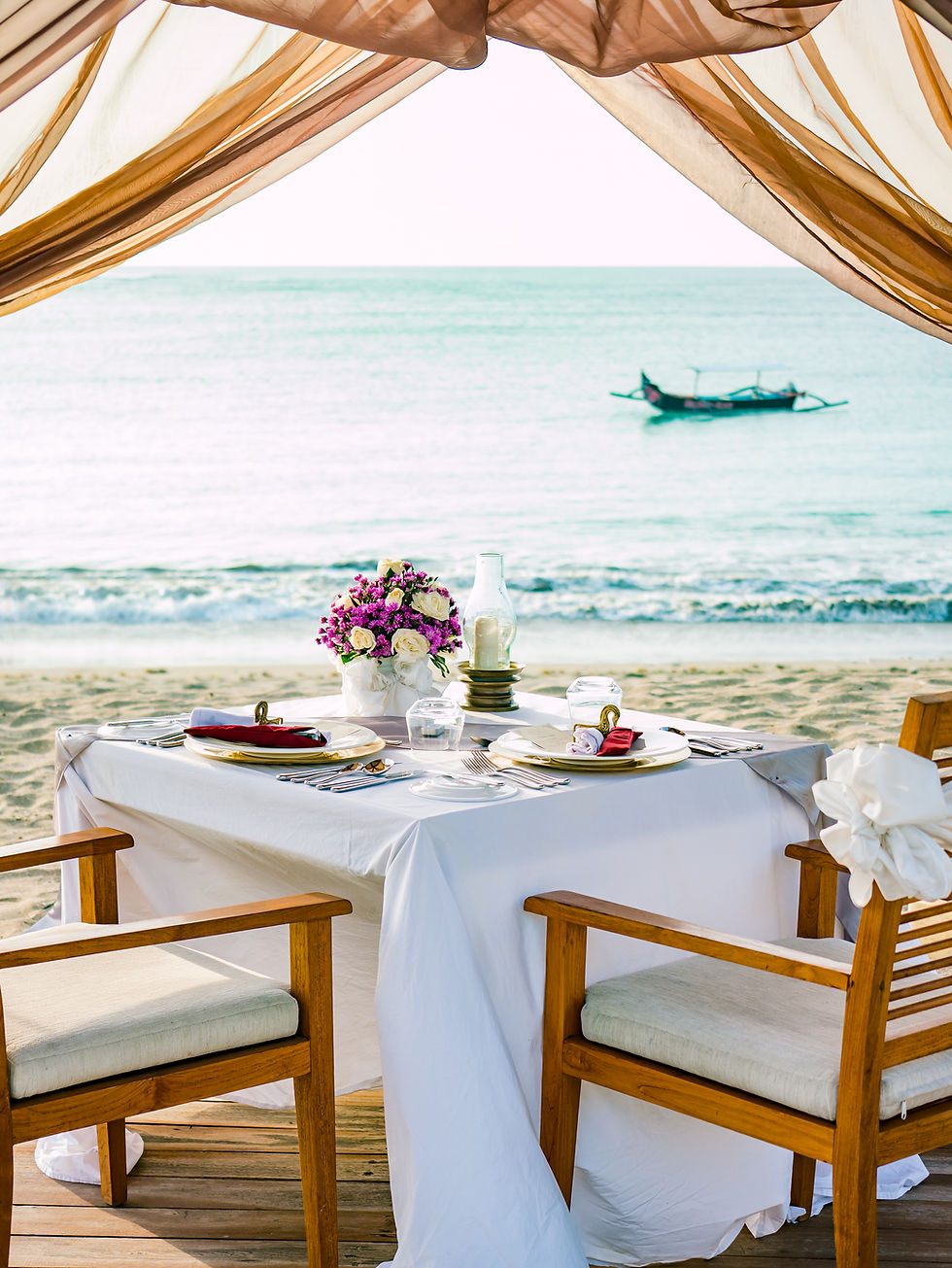 romantic-dinner-setting-on-the-beach-2026-01-08-05-25-50-utc.jpg