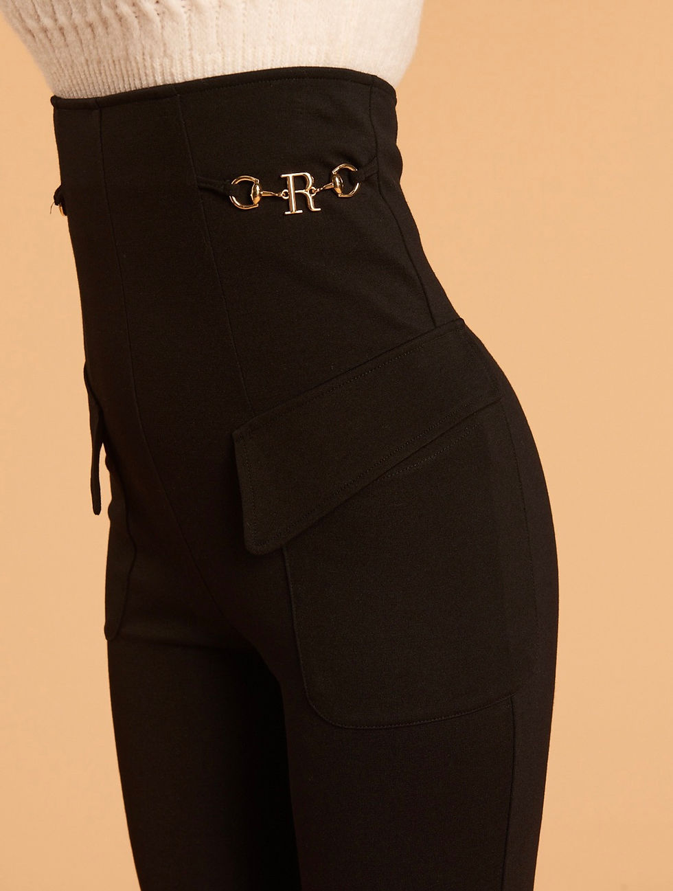 Miniatura: Pantaloni con dettagli gioiello 