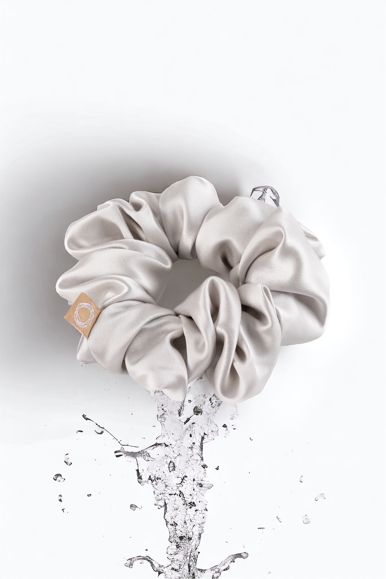 4 za cenu 3 veľké scrunchies