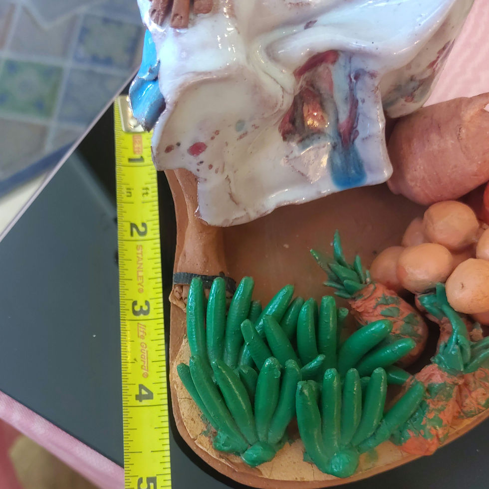 Miniatura: Vintage Hand-made Sculpture of Woman With Fruit - Gorgeous 