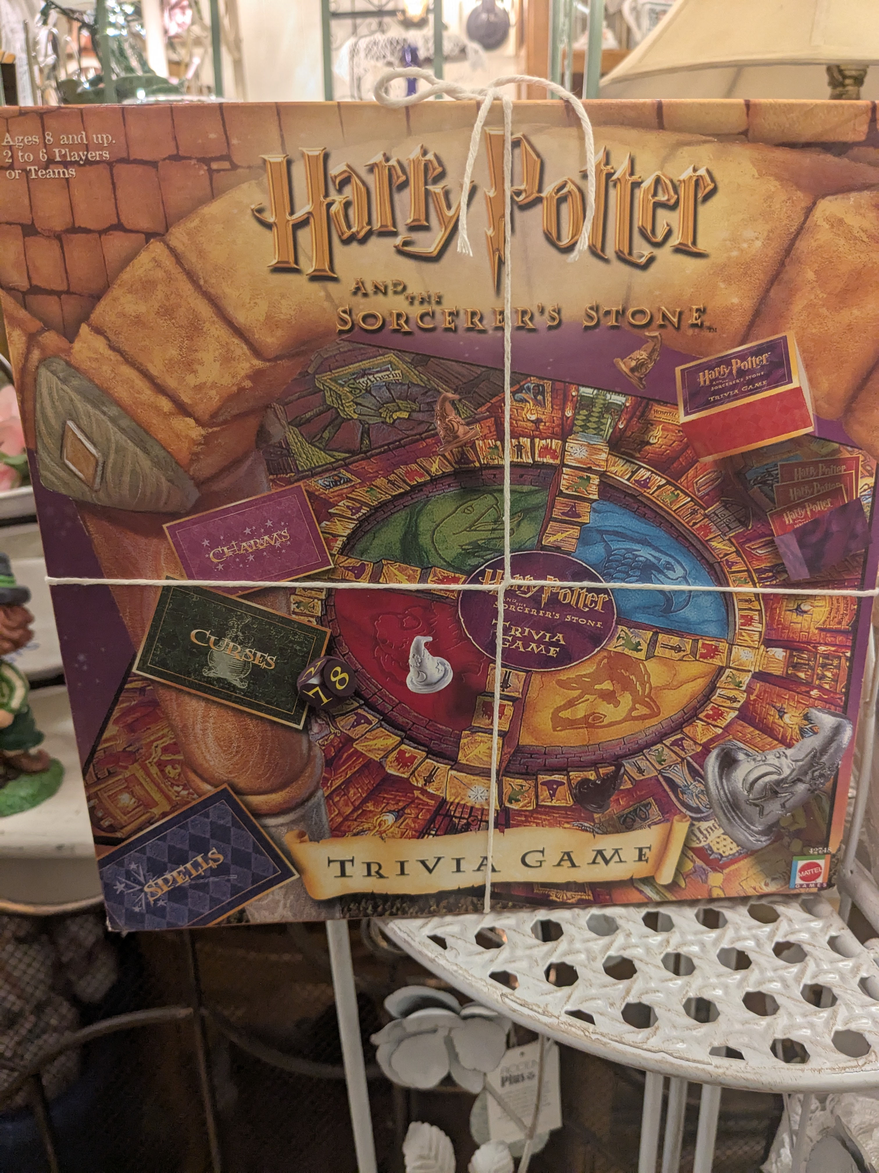 Warner Brothers Harry Potter & the Sorcerer's Stone Trivial Pursuit game Mattel