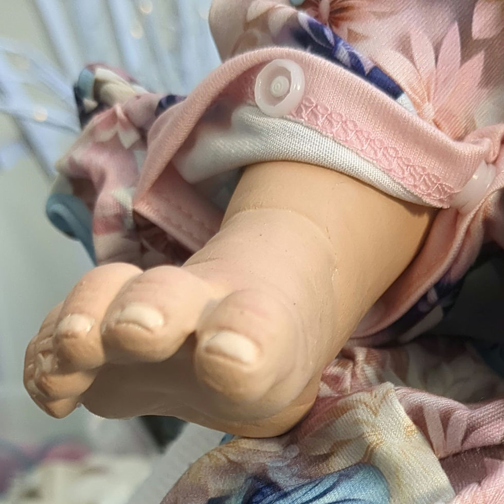 Miniatura: Beautiful 1980's Era Realistic Porcelain Baby Girl, Anatomically Correct 