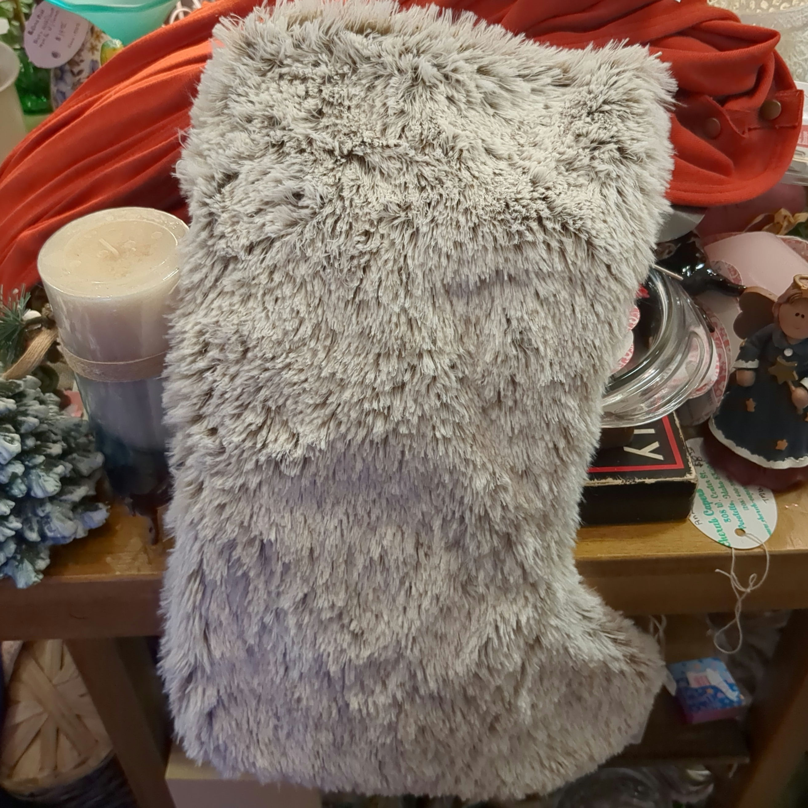 Luxurious Faux Fur Christmas Stocking – Plush Shag Holiday Decor in Cream/Tan