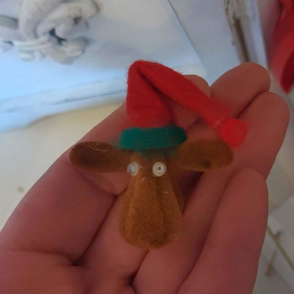 Thumbnail: Darling Christmas Moose head with hat Pin