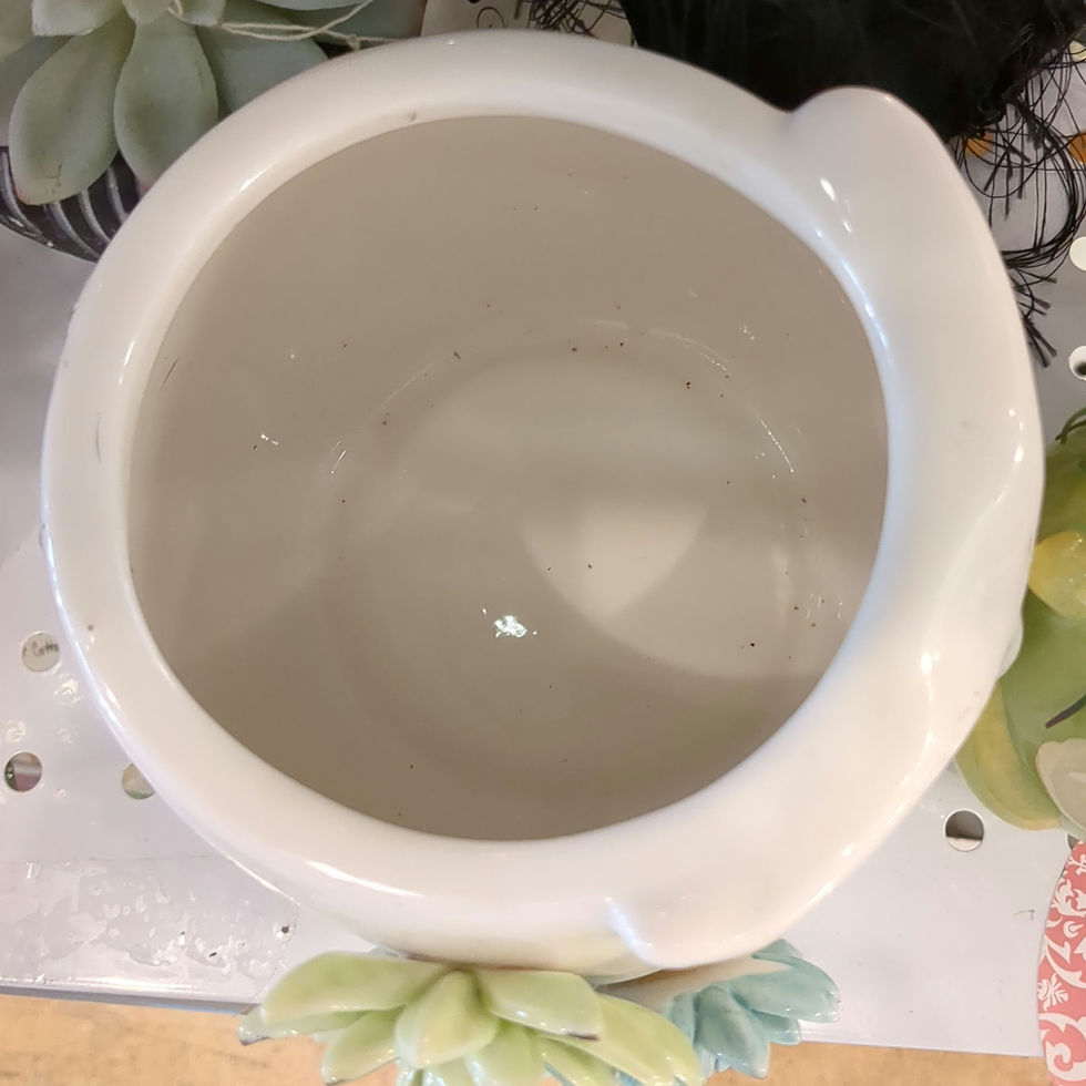 Miniatura: White Ceramic Owl Planter 5.5" Tall x 6" Wide x 6" Deep