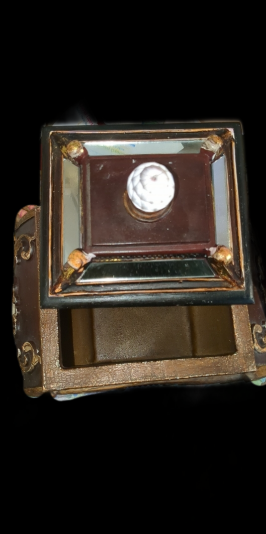 Miniatura: Large Vintage Victorian Revival Mirrored Jewelry Chest | Ornate Gilt Scroll