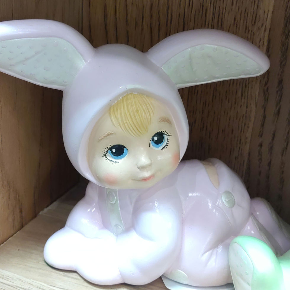 Miniatura: Vintage hand painted ceramic Easter Children (set of 3)