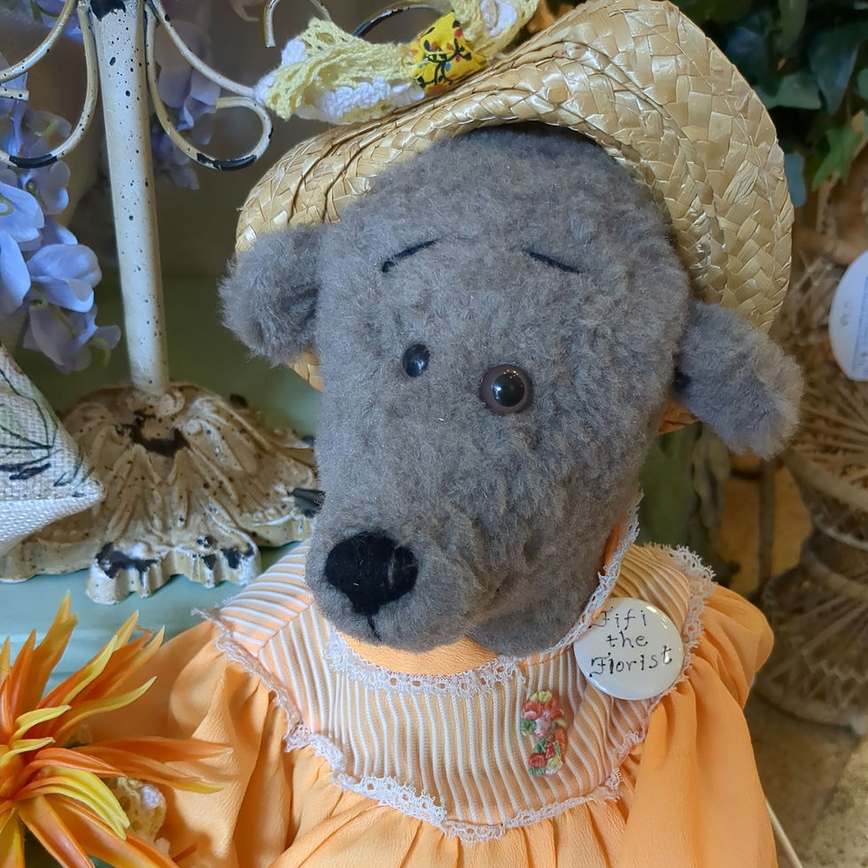 Miniatura: Fifi The Florist, a Long Nosed Teddy Bear w/Flowers 20 inches Top to Bottom