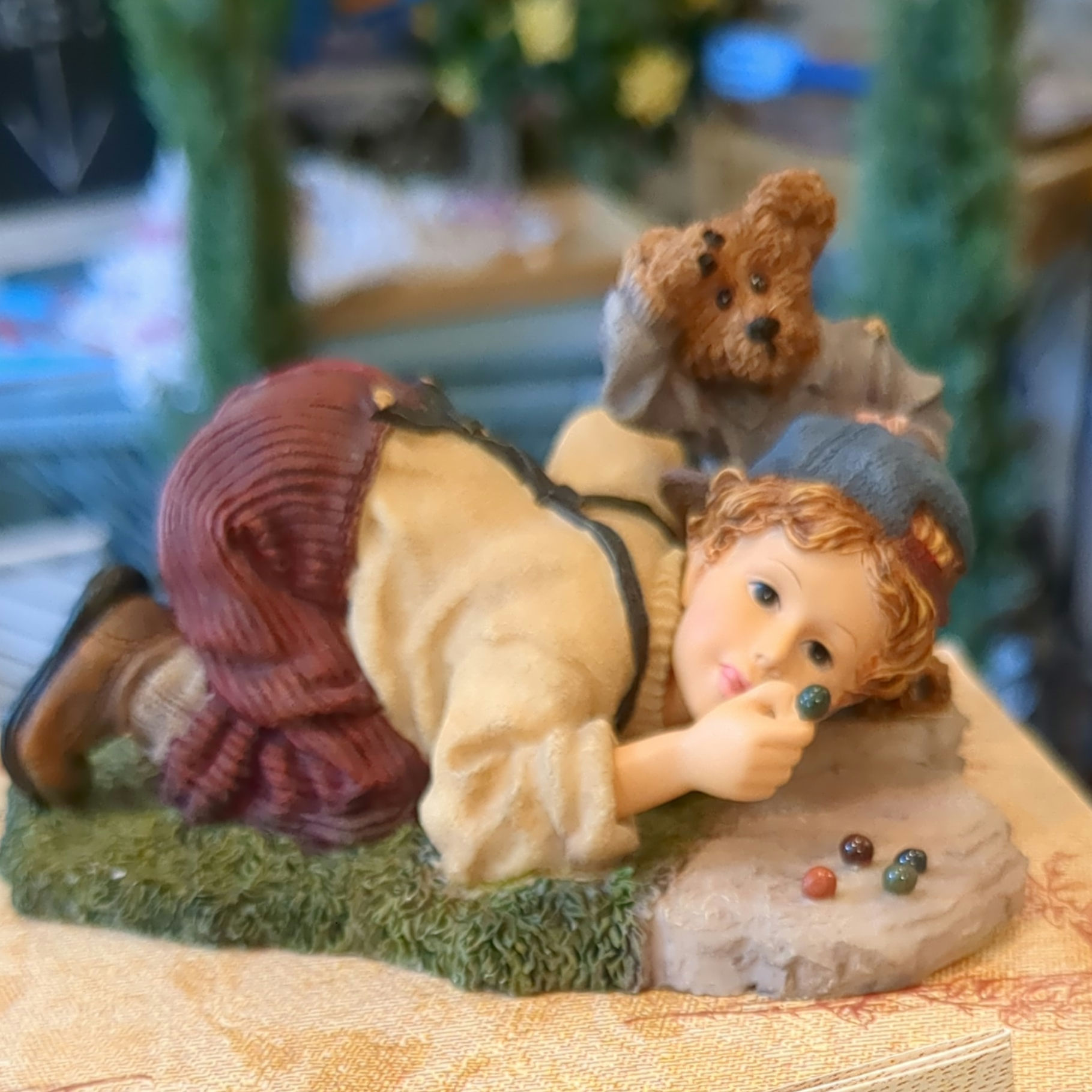 No Box 1st Ed Yesterday's Child Boyds Butch&Clayton Eye'n It Up Playful Pastimes