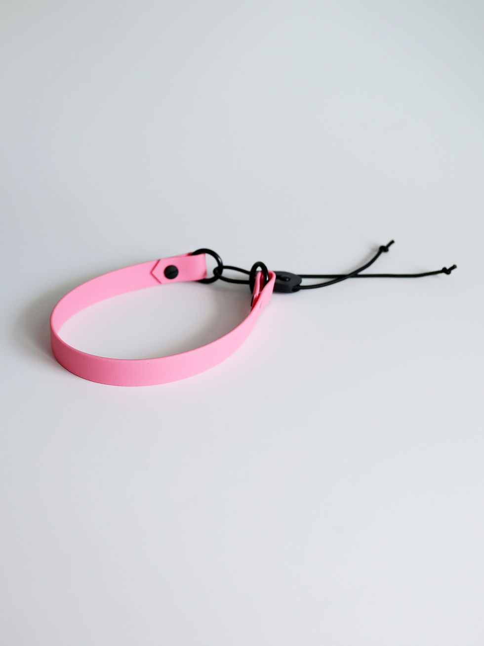 Thumbnail: Adjustable E-Collar Bungee Strap