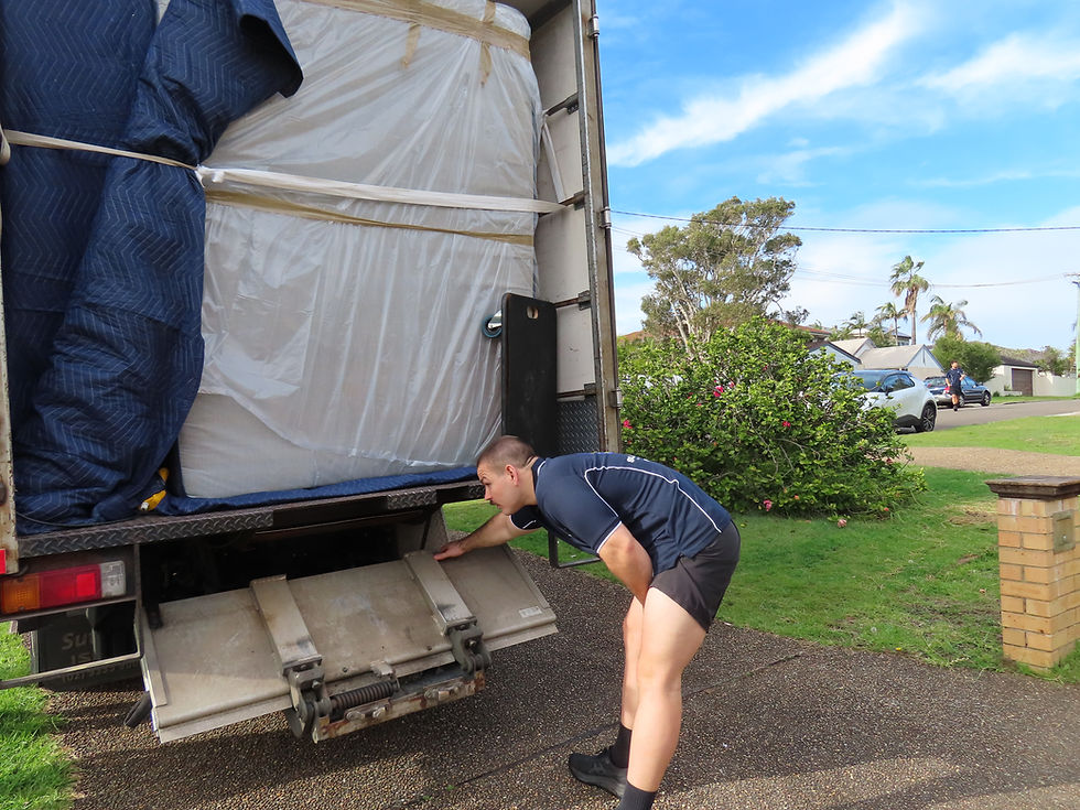 Super Move Sydney worker opening truck