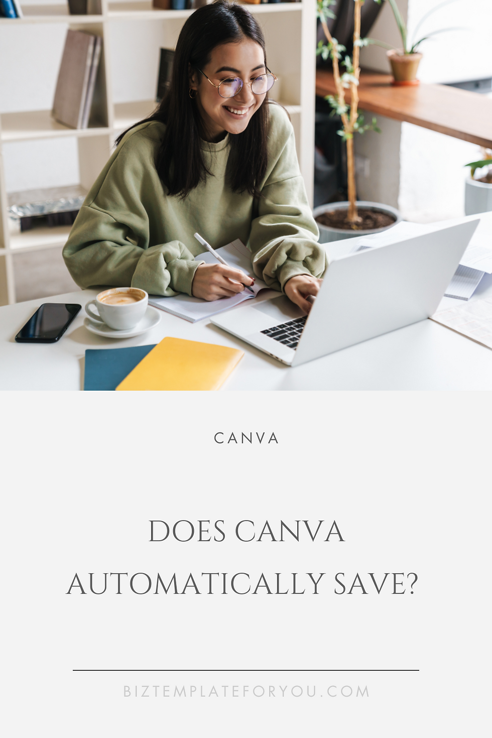 does canva automatically save