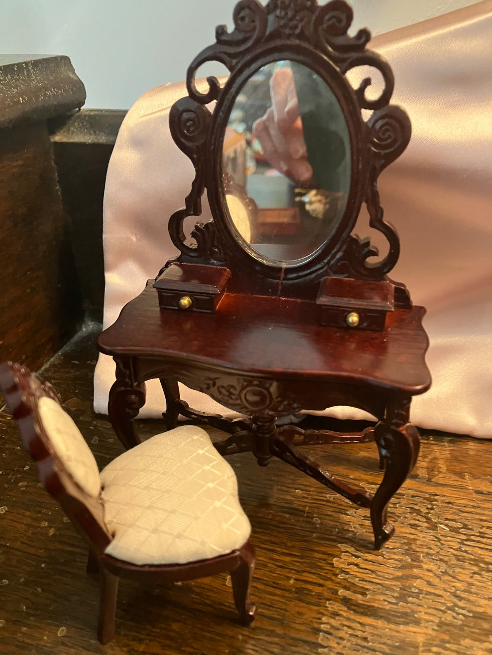 White chair w makeup table