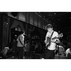 Monday-was-cool-as-hell-at-the-_flywayatfox-with-_thefrights-They-put-on-such-a-great-show