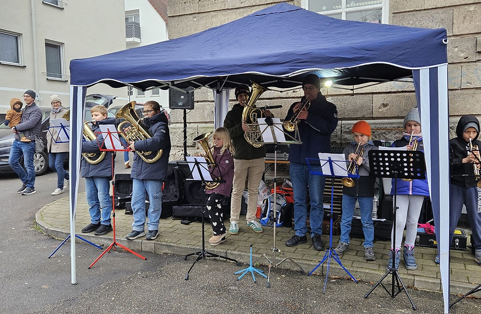 2025-12-13 - Blechbläser Weihnachtsmarkt_IMG-20251214-WA0056 - Kopie.jpg