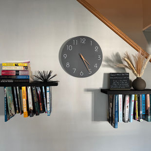 vacation home for book lovers with reading nook/lending library