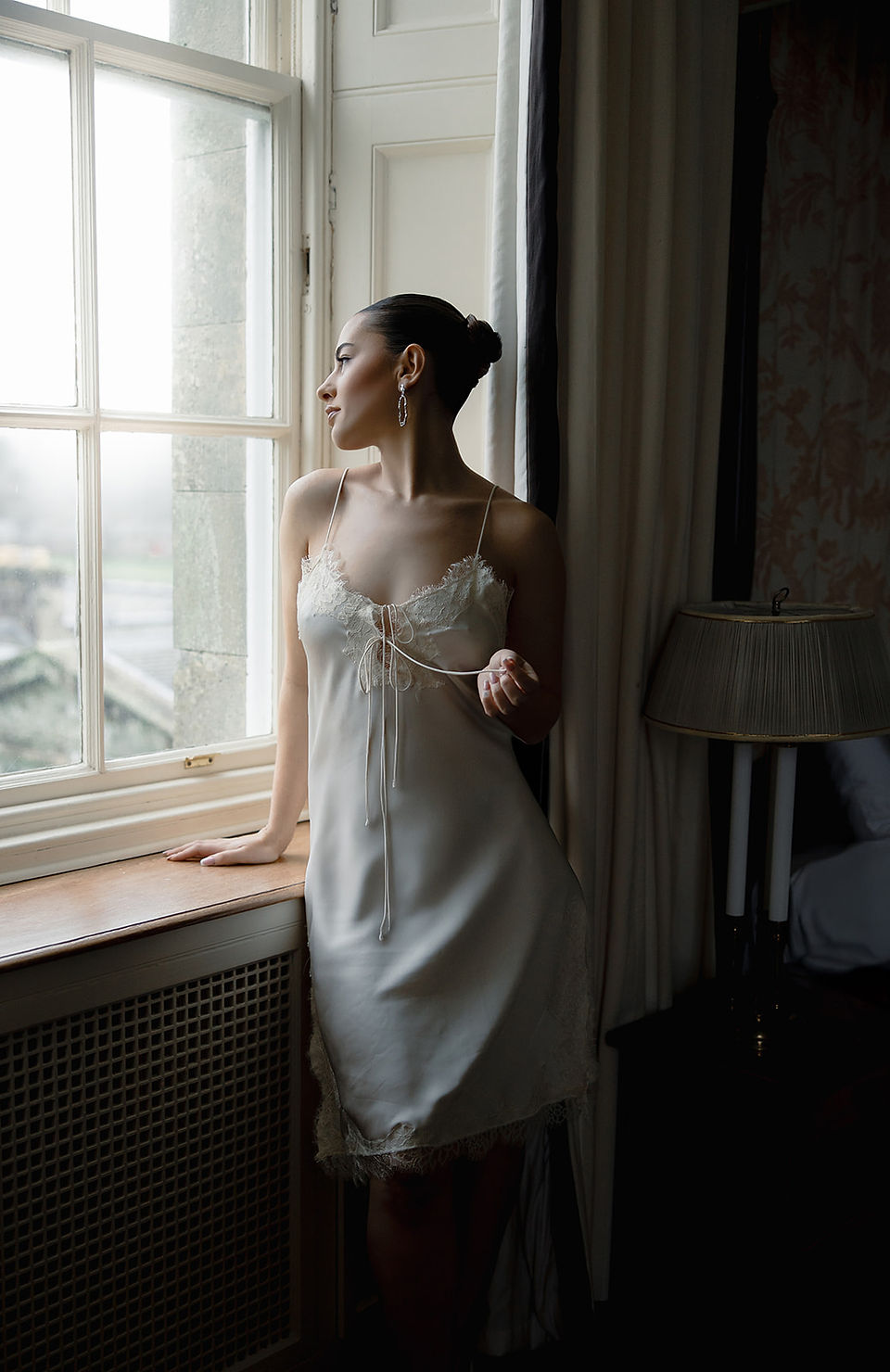 bridal prep with natural light at kinmount house