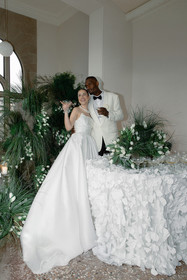 Editorial wedding ceremony setup at Kinmount House with contemporary floral styling