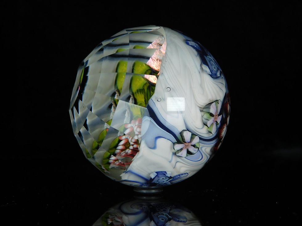 Thumbnail: Japanese tattoo-inspired faceted marble 