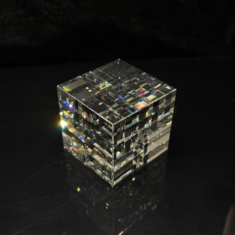 Thumbnail: Clear Cross Cut Cube