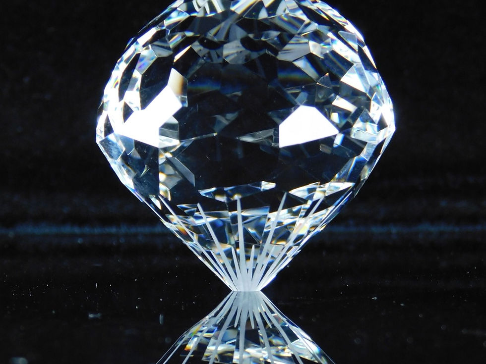 Thumbnail: Solar Paradox Gem